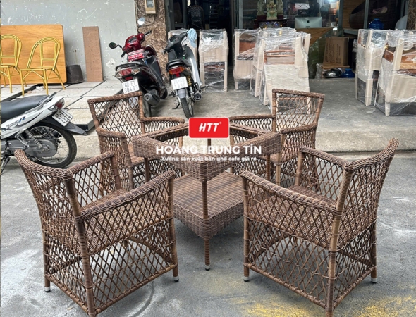 Bàn ghế cafe đan nhựa mây cao cấp HTT052
