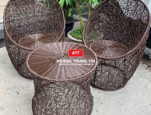 Bàn ghế sofa trứng đan nhựa mây HTT048