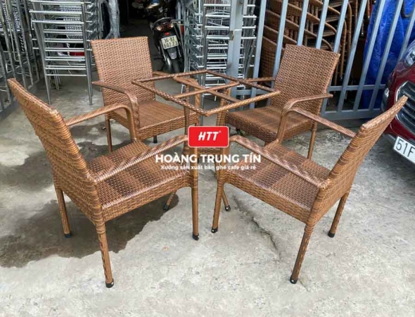 Bàn ghế nhựa giả mây ngoài trời HTT018