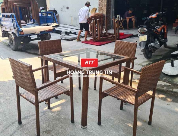 Bàn ghế cafe nhựa giả mây HTT041