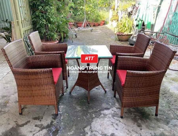 Bàn ghế nhựa giả mây ngoài trời HTT017