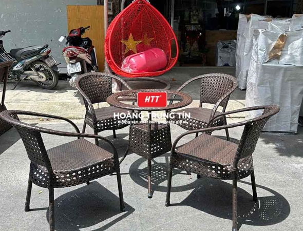 Bàn ghế nhựa giả mây ngoài trời HTT011