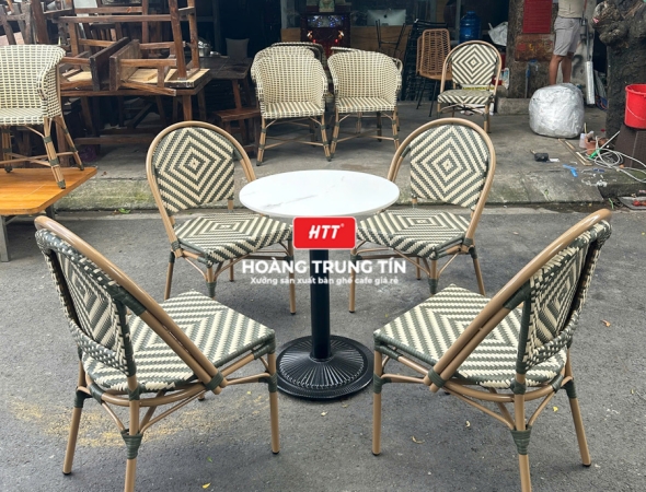 Bàn ghế cafe đan nhựa mây cao cấp HTT061
