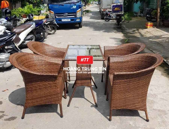 Bàn ghế cafe nhựa giả mây HTT079