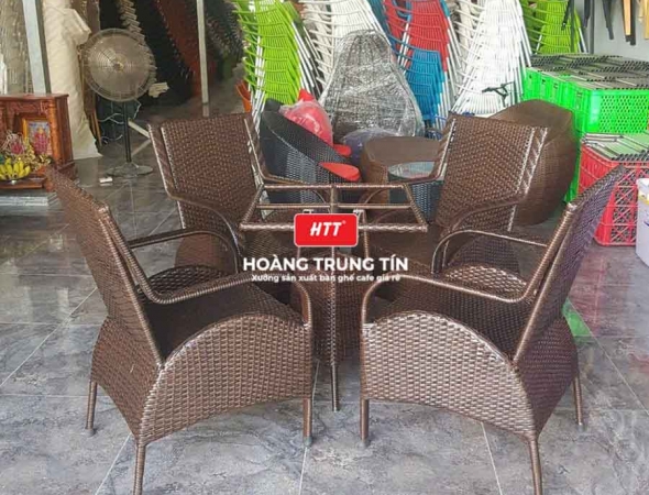 Bàn ghế cafe nhựa giả mây HTT082