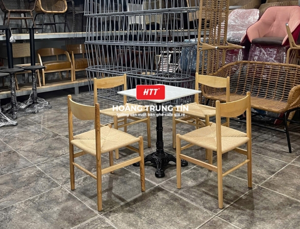 Bàn ghế cafe gỗ đan dây giấy se HTT01