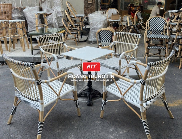 Bàn ghế cafe đan nhựa mây cao cấp HTT063