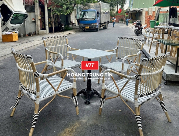Bàn ghế cafe đan nhựa mây cao cấp HTT063