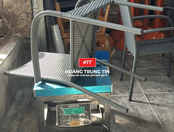Bàn ghế nhựa giả mây ngoài trời HTT059