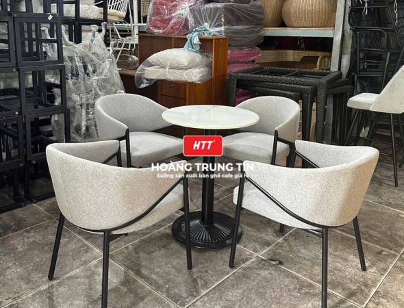 Bàn ghế cafe sắt nệm HTT03