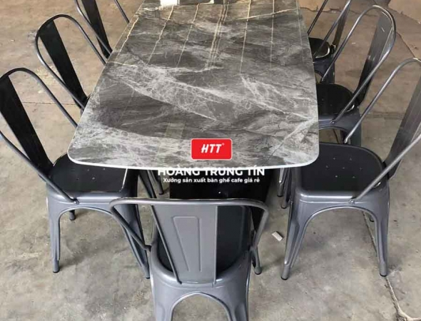 Bàn ghế ăn sắt ngoài trời HTT04