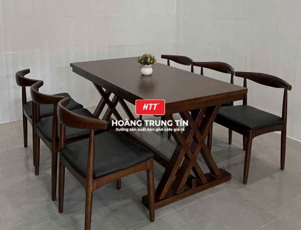 Bàn ghế ăn gỗ nệm cao cấp HTT13