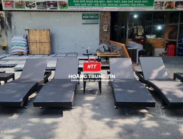 Giường tắm nắng đan nhựa giả mây HTT12
