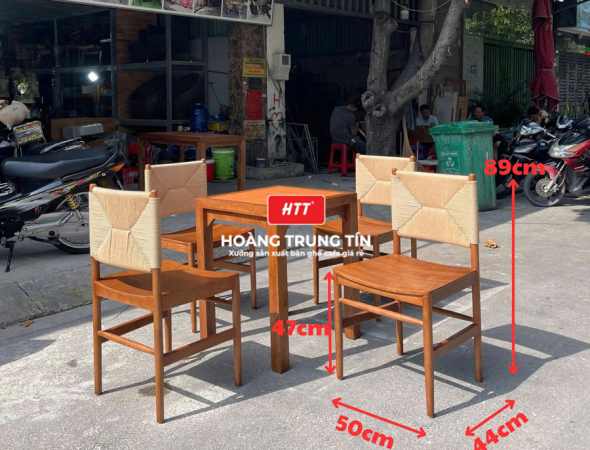 Bàn ghế ăn gỗ cao cấp HTT05