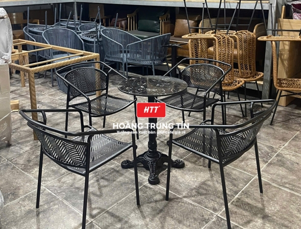Bàn ghế cafe sắt ngoài trời HTT26