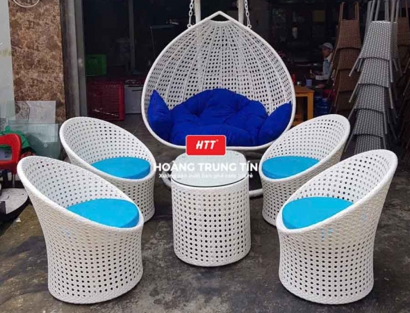 Xích đu đan nhựa giả mây HTT04