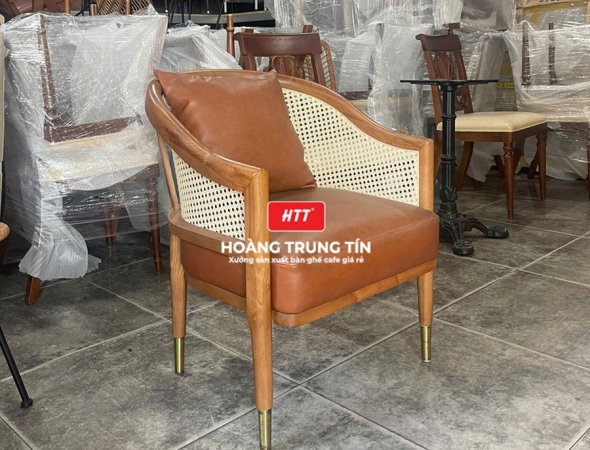 Ghế cafe gỗ nệm cao cấp HTT56