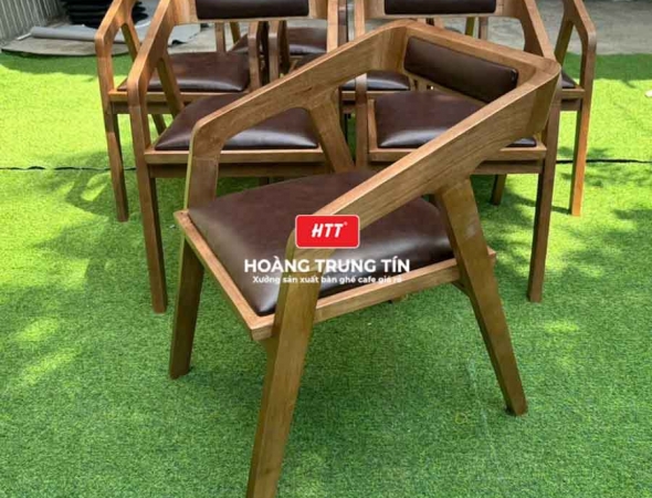 Ghế cafe gỗ nệm cao cấp HTT10