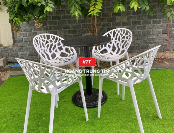 Bàn ghế cafe nhựa đúc nguyên khối HTT11