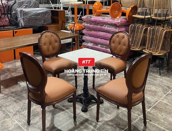 Bàn ghế nhà hàng gỗ nệm cao cấp HTT03