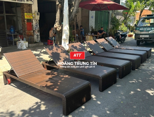 Giường tắm nắng đan nhựa giả mây HTT10