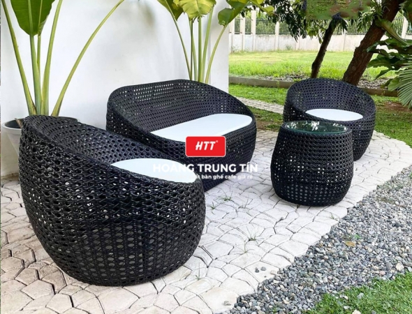 Bàn ghế sofa trứng đan nhựa mây HTT030