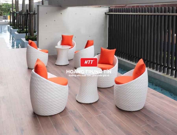 Bàn ghế sofa trứng đan nhựa mây HTT026