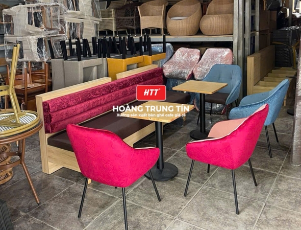 Bàn ghế cafe sắt nệm cao cấp HTT40