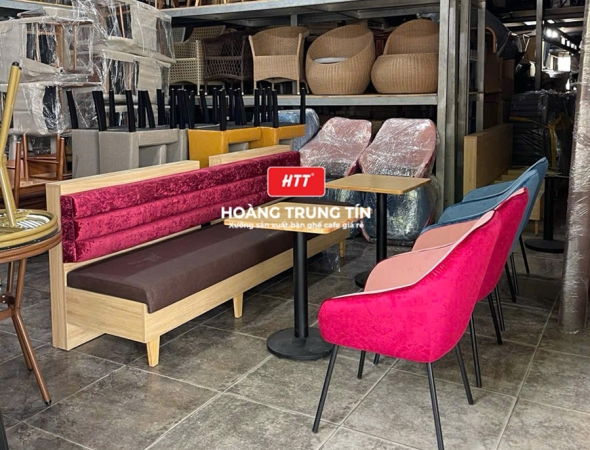 Bàn ghế cafe sắt nệm cao cấp HTT40