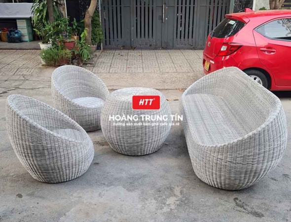 Bàn ghế sofa trứng đan nhựa mây HTT045