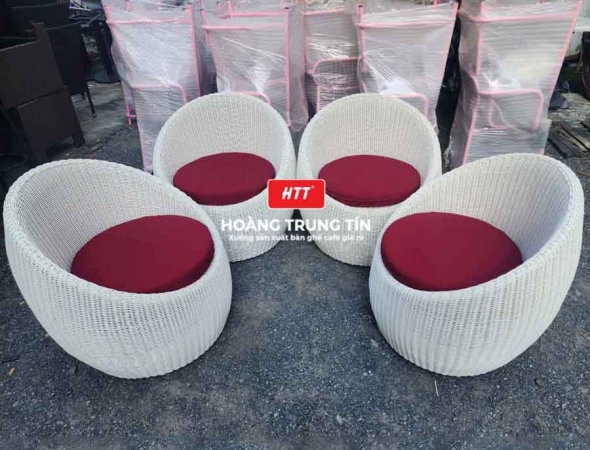 Bàn ghế sofa trứng đan nhựa mây HTT006