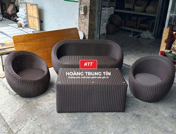 Bàn ghế sofa trứng đan nhựa mây HTT066