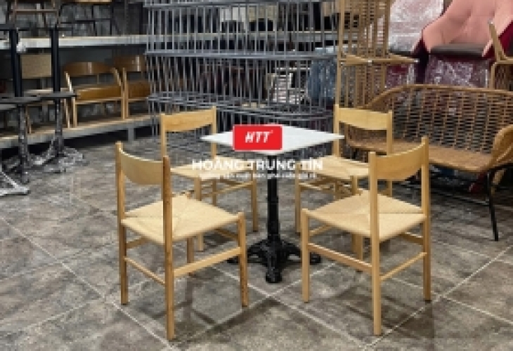 Bí quyết chọn bàn ghế cafe bằng gỗ phù hợp với phong cách quán