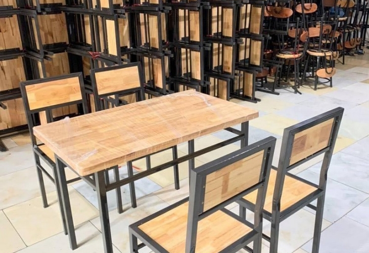 Bộ bàn ghế gỗ cà phê sang trọng hiện đại , phù hợp mọi không gian