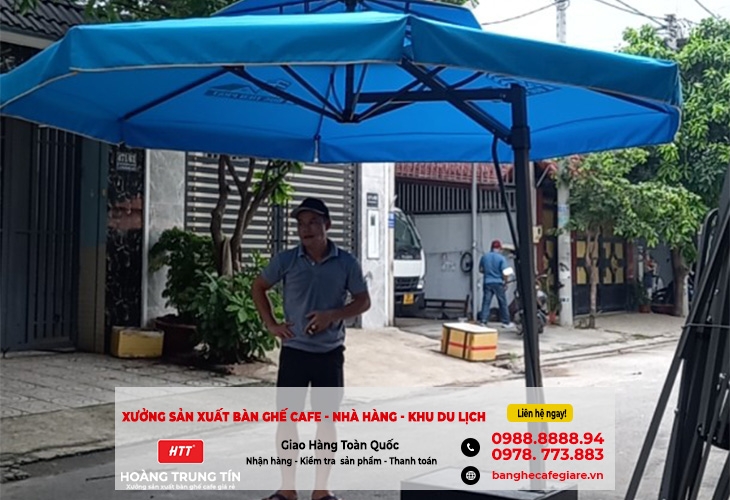 Dù che nắng hiện đại cho quán cafe sân vườn tại Phú Thọ