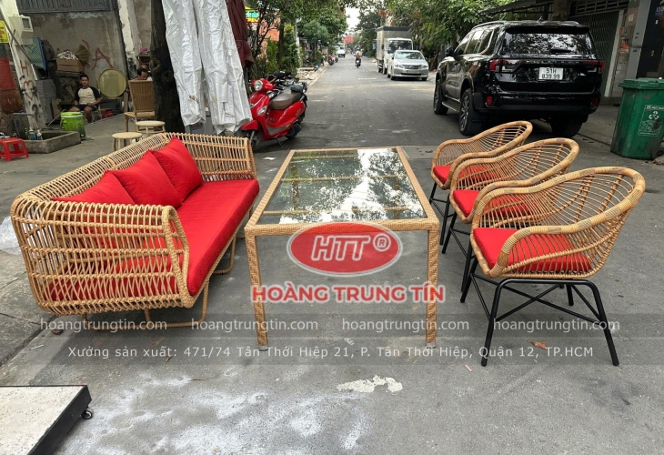 So sánh bàn ghế nhựa giả mây và mây tự nhiên – Nên chọn loại nào?