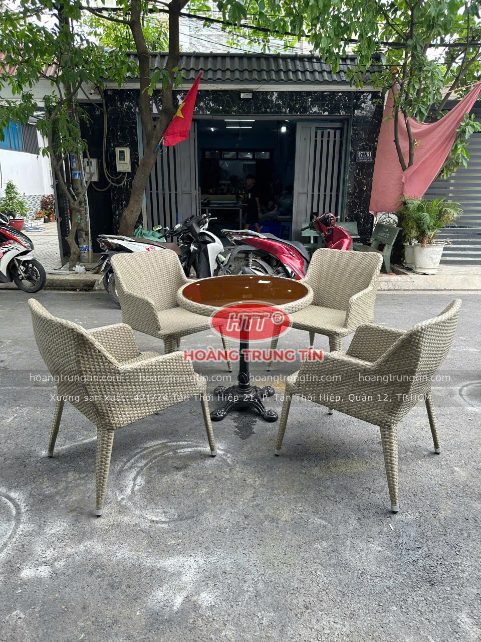 bàn ăn 4 ghế cho sân vườn